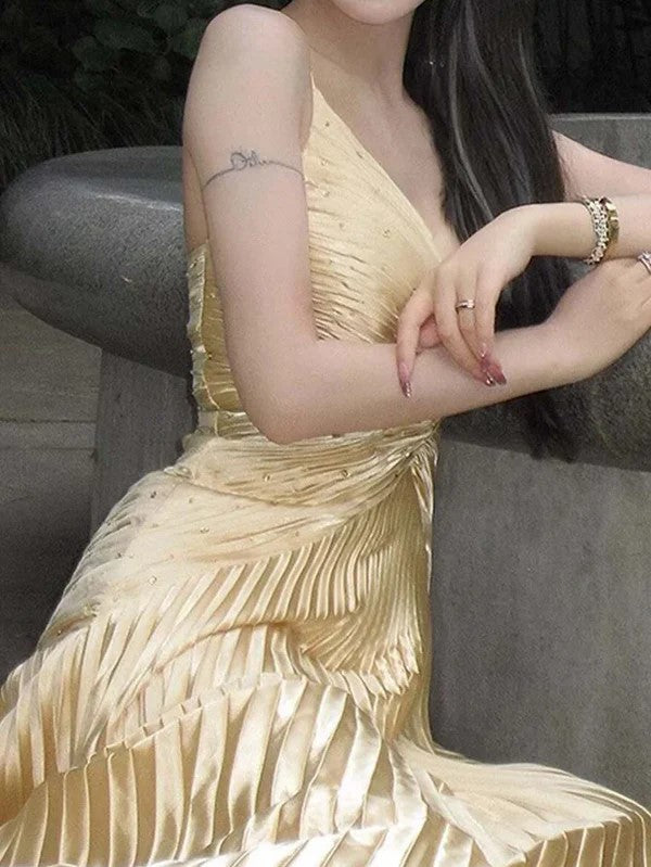 Elegant Spaghetti Strap V-neck Sleeveless A-line Satin Long Prom Dresses For Party, PG477