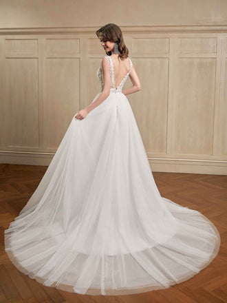 Gorgeous Bateau Sleeveless A-line White Long Wedding Dresses With Trailing, PGW12
