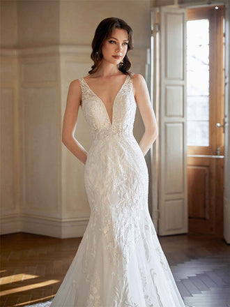Elegant V-neck Sleeveless Mermaid White Long Wedding Dresses With Trailing, PGW02