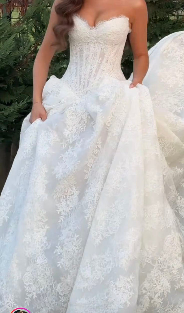 Sexy White Sweetheart Sleeveless A-Line  Lace Long Wedding Dresses With Sweep Trailing,PGW25